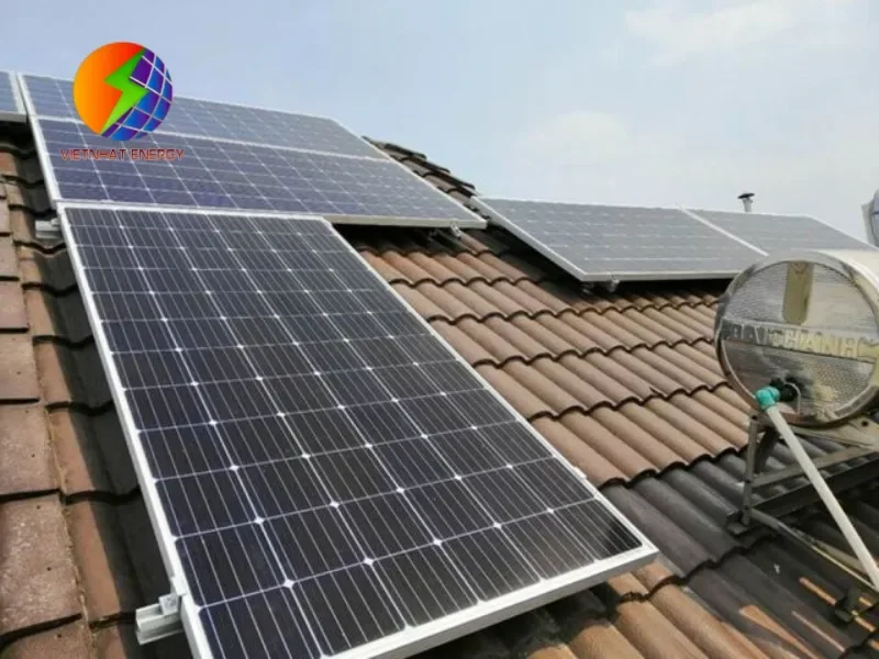 Pin năng lượng mặt trời AE SOLAR 570W